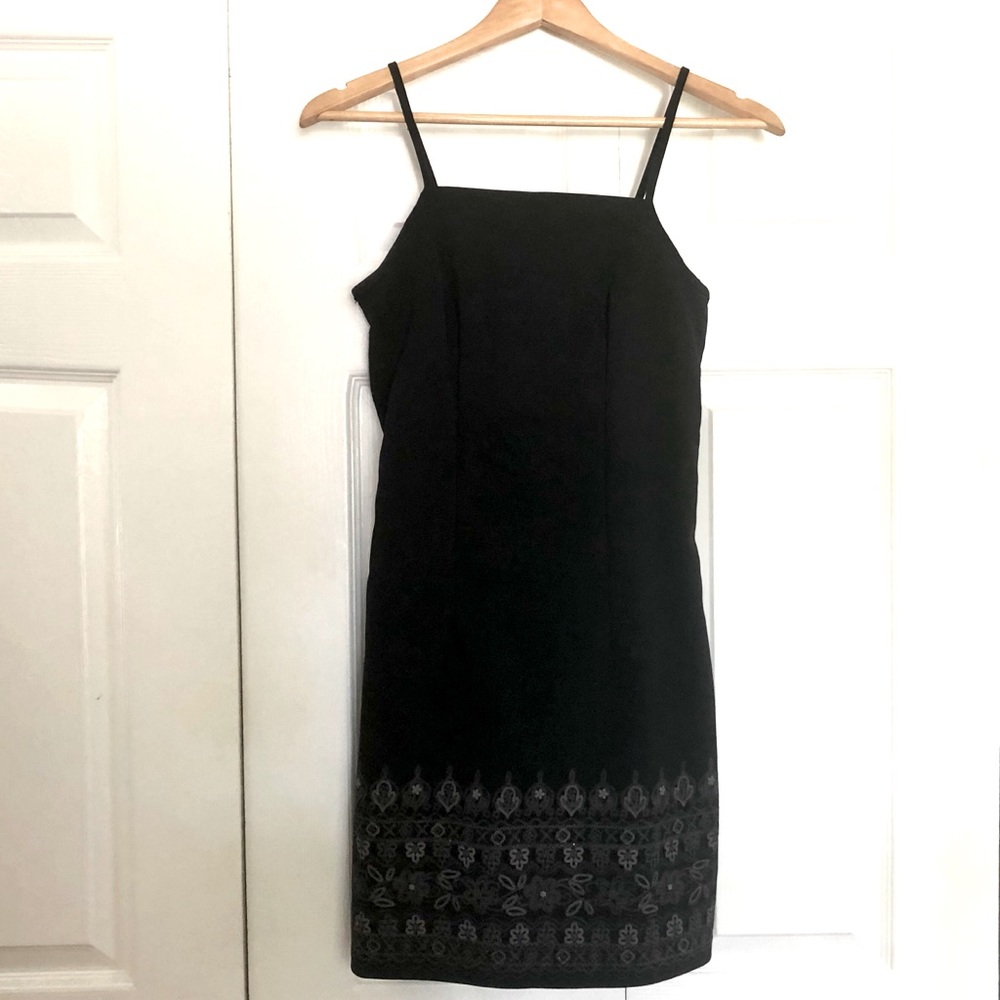 Junior Little Black Dress 👗 | Size: Medium